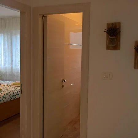 Apartment Nives Opatija Exterior photo