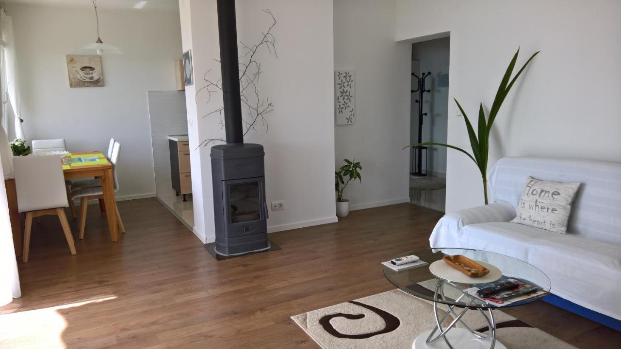 Nives Apartment