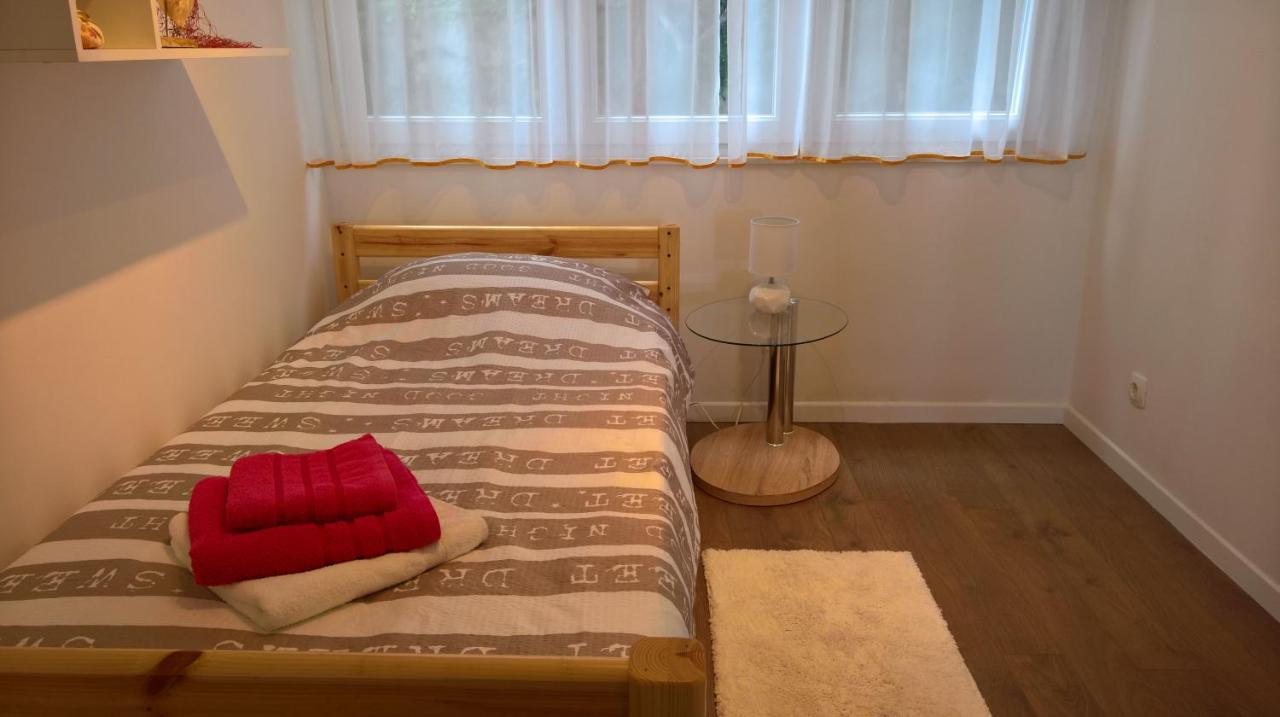 Apartment Nives *